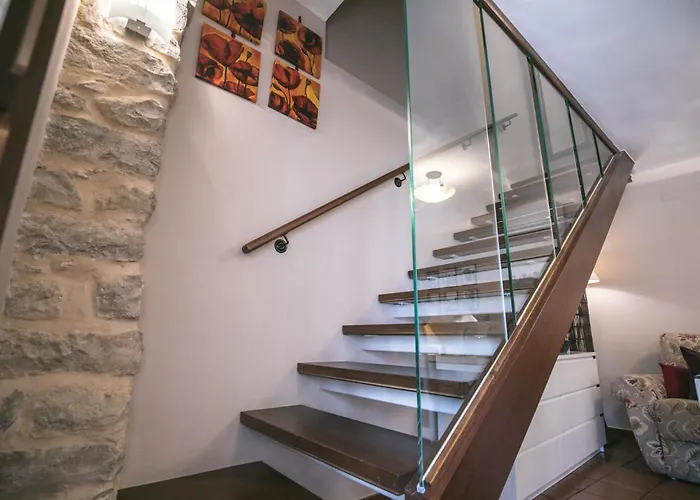 Balcones Con Encanto - Vistas Al Conjunto Monumental Patrimonio De La Humanidad